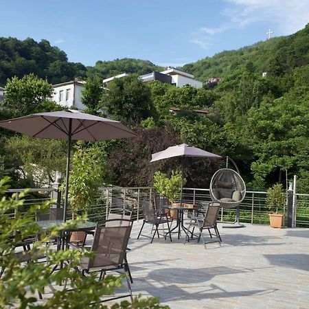 Nira Hotel Gonio Buitenkant foto