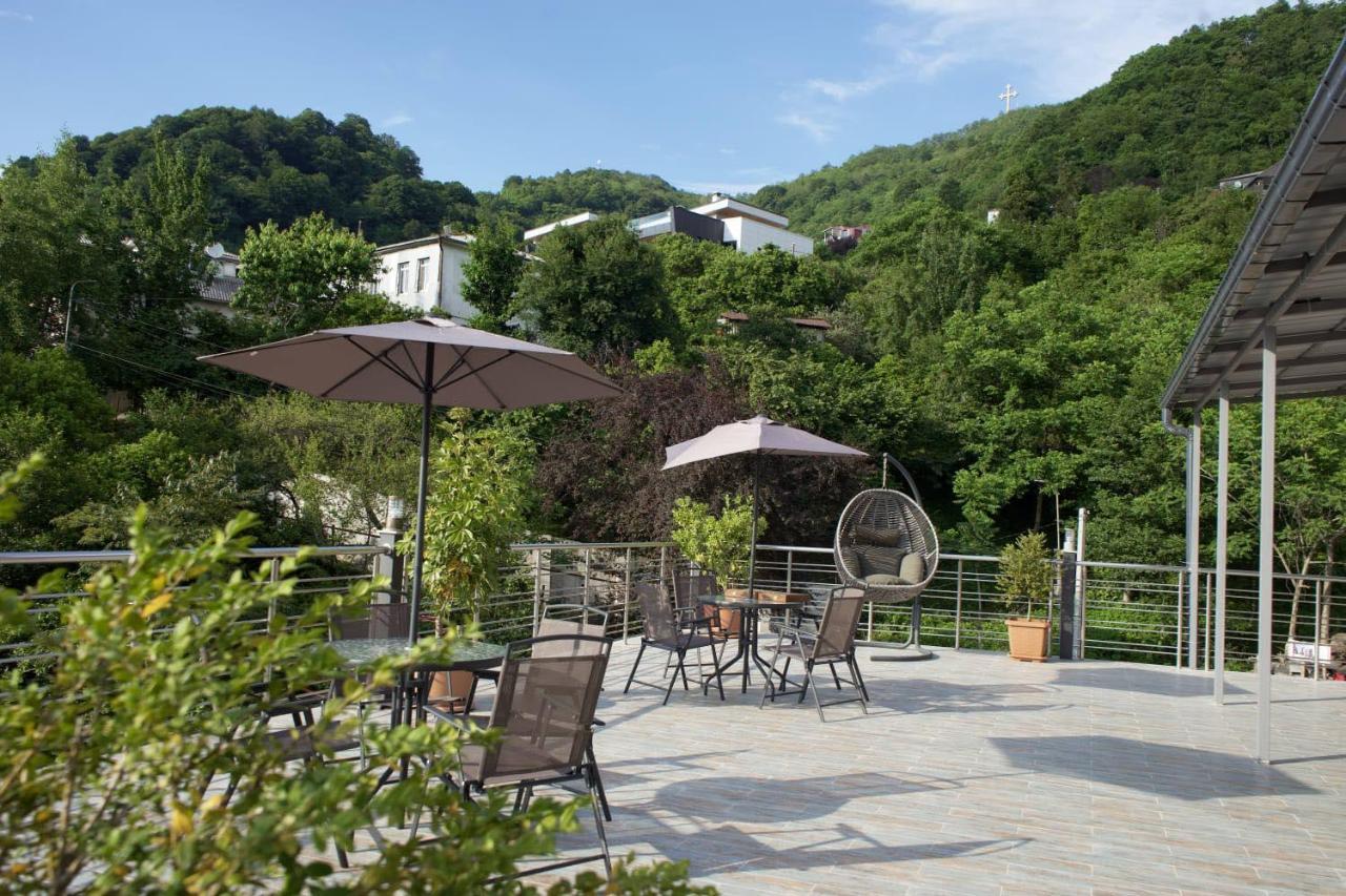 Nira Hotel Gonio Buitenkant foto